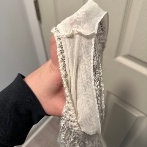 Lucky Brand Gray & Metallic Layered Knit Sweater Size: Large - Picture 6 of 6